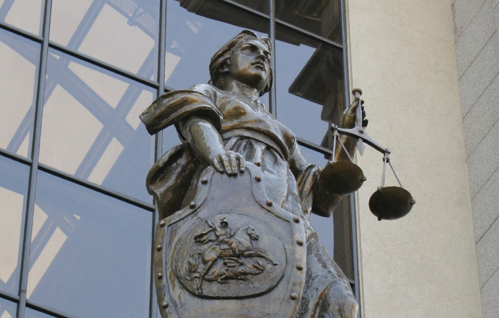ВС подтвердил: прокуратура имеет право взыскивать ущерб по госконтрактам через суд