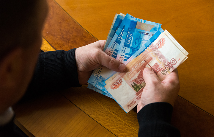 ВС: когда работодателю пора вернуть алиментщику лишние деньги